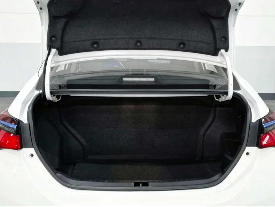 Toyota Corolla Dual Engine E+ 2019 1.8L Leading Edition Plug-in Hybrid