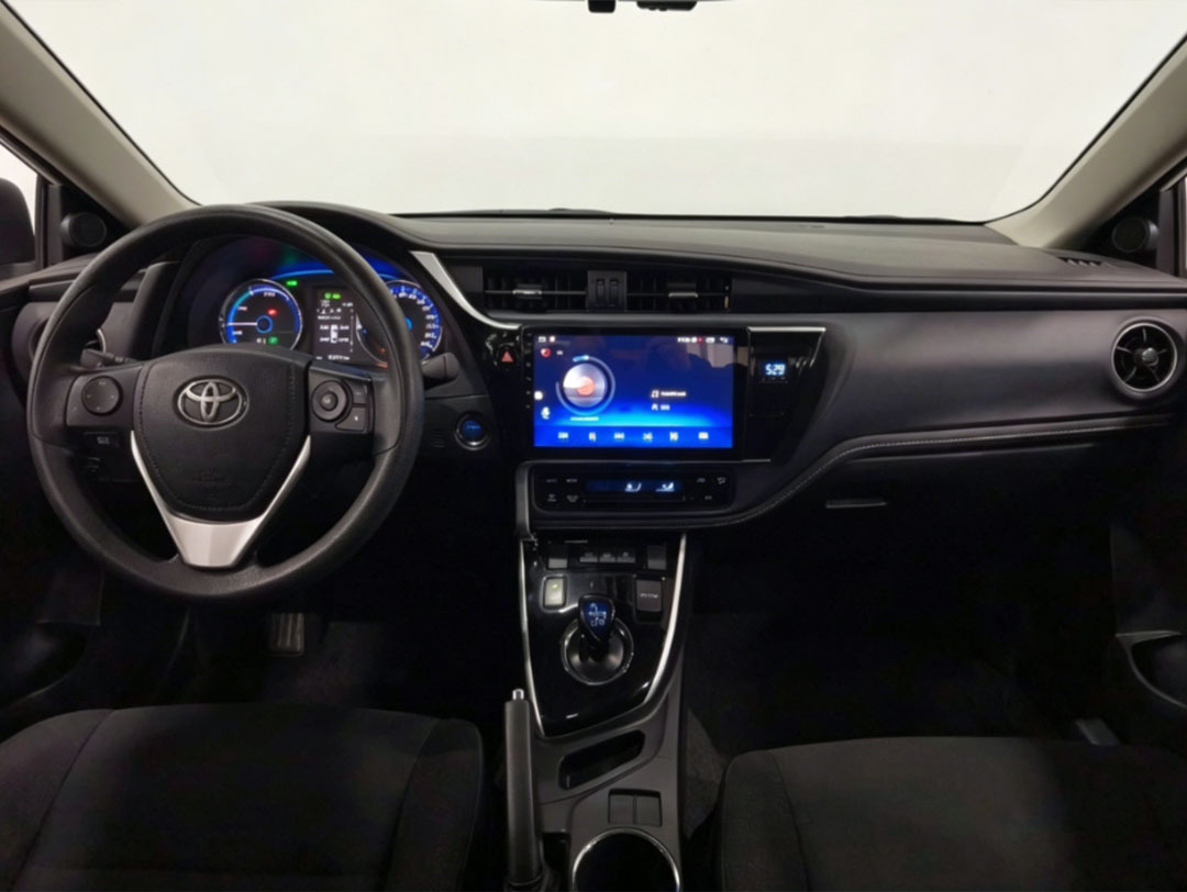 Toyota Corolla Dual Engine E+ 2019 1.8L Leading Edition Plug-in Hybrid