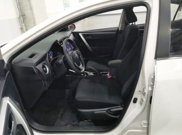 Toyota Corolla Dual Engine E+ 2019 1.8L Leading Edition Plug-in Hybrid