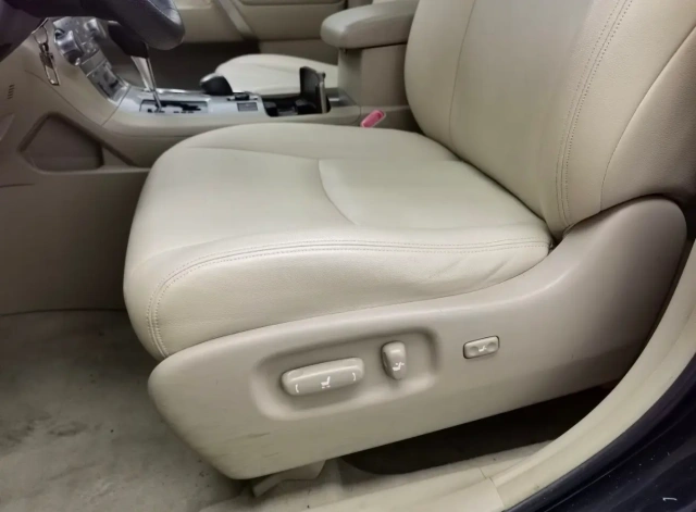 Used Toyota Highlander 2012 2.7L Luxury 7-Seater