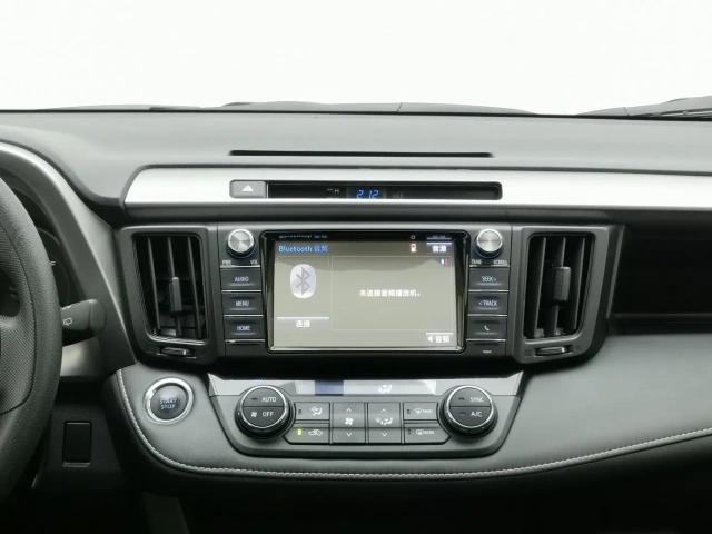 Used Toyota RAV4 2018 2.0L Luxury Edition FWD
