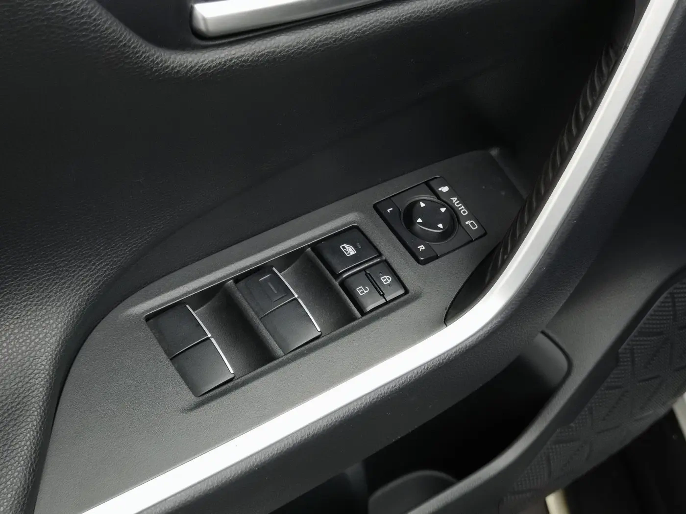 Used Toyota Wildlander 2022 2.0L Luxury PLUS 4WD