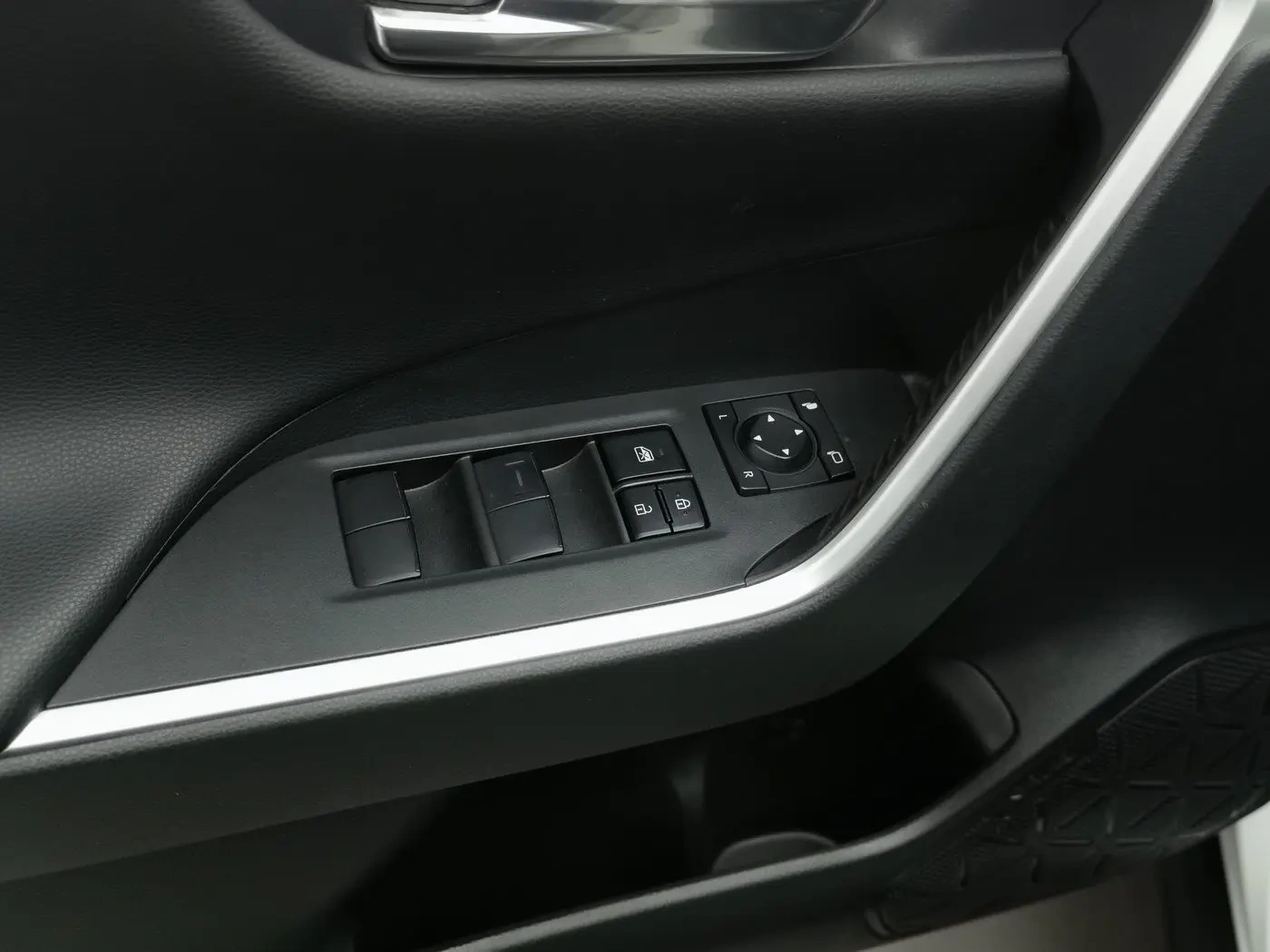 Used  Toyota RAV4 2021 2.0L Plus