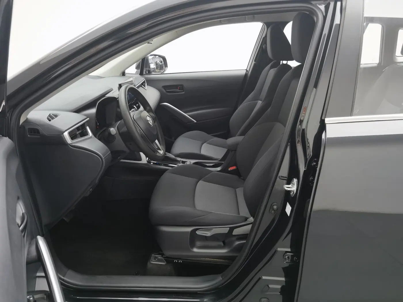 Used Toyota Frontlander 2024 2.0L Leading Edition