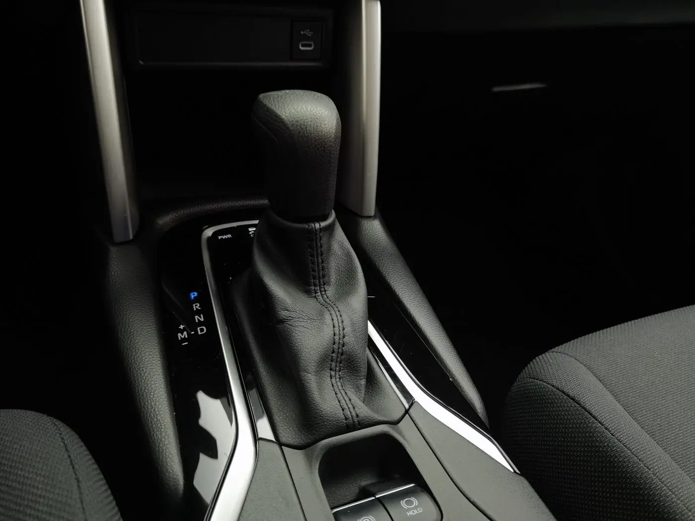 Used Toyota Frontlander 2024 2.0L Leading Edition