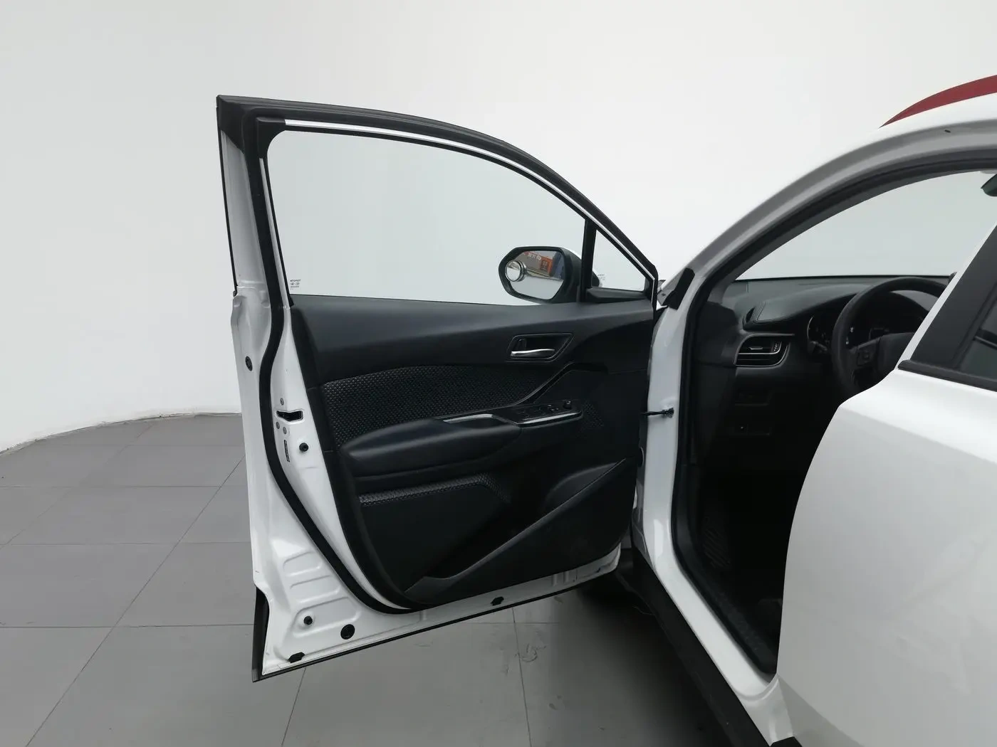 Used Toyota IZOA 2021 2.0L Yixing Edition