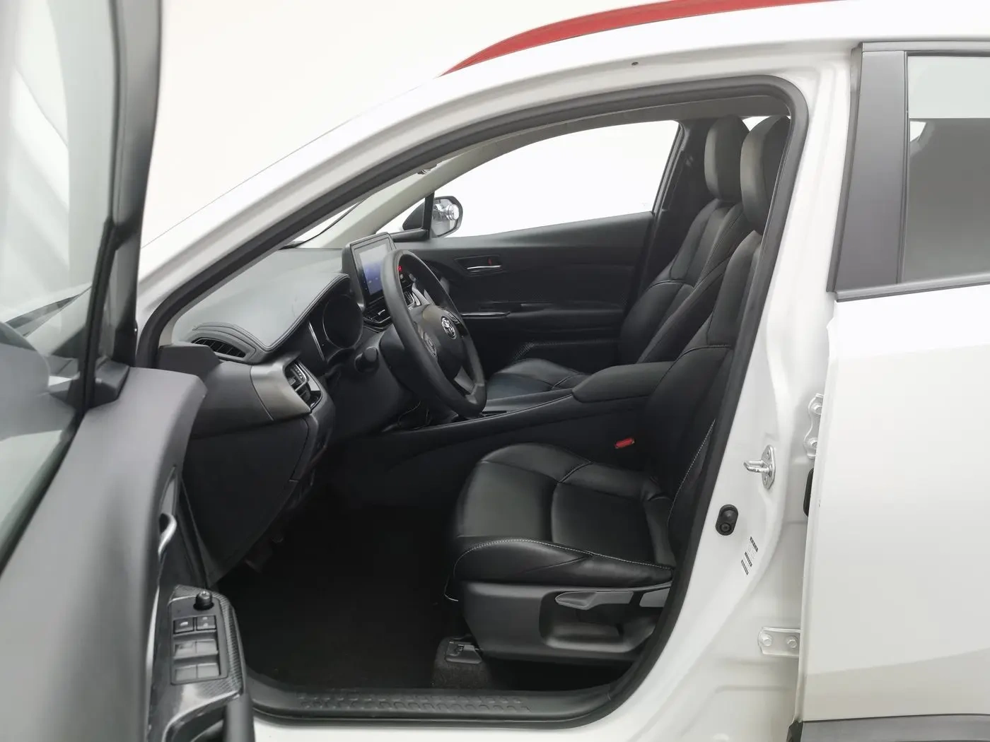 Used Toyota IZOA 2021 2.0L Yixing Edition