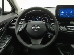 Used Toyota IZOA 2021 2.0L Yixing Edition