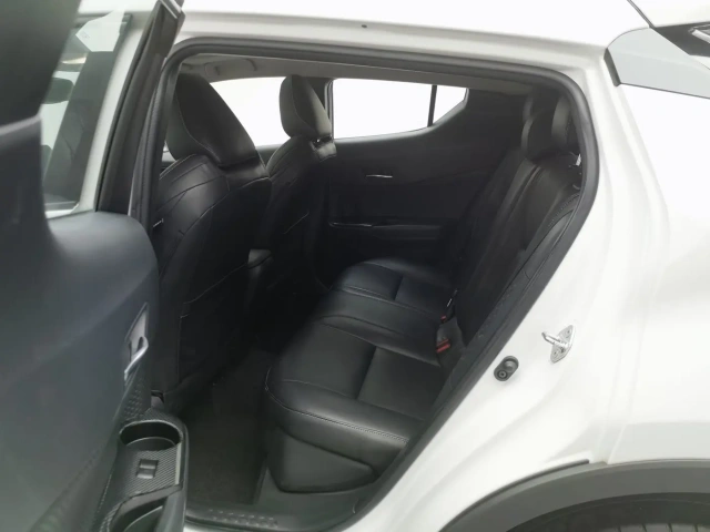 Used Toyota IZOA 2021 2.0L Yixing Edition