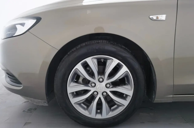 Used Buick Excelle 2019 1300cc AT Gasoline FWD For Sale | China Used ...