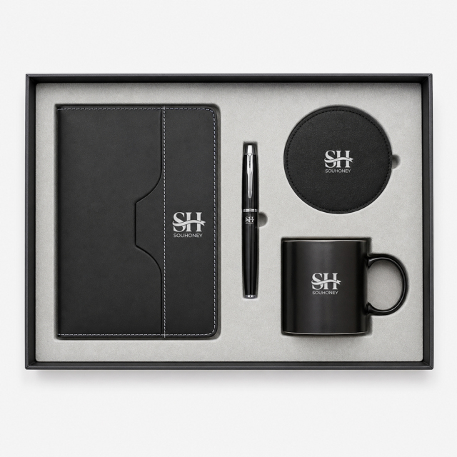 Black Corporate Office Gift Set, A4 PU Leather Notebook, Signature Pen, Leather Coaster, 350ml Matte Mug, Custom Logo Business Gift