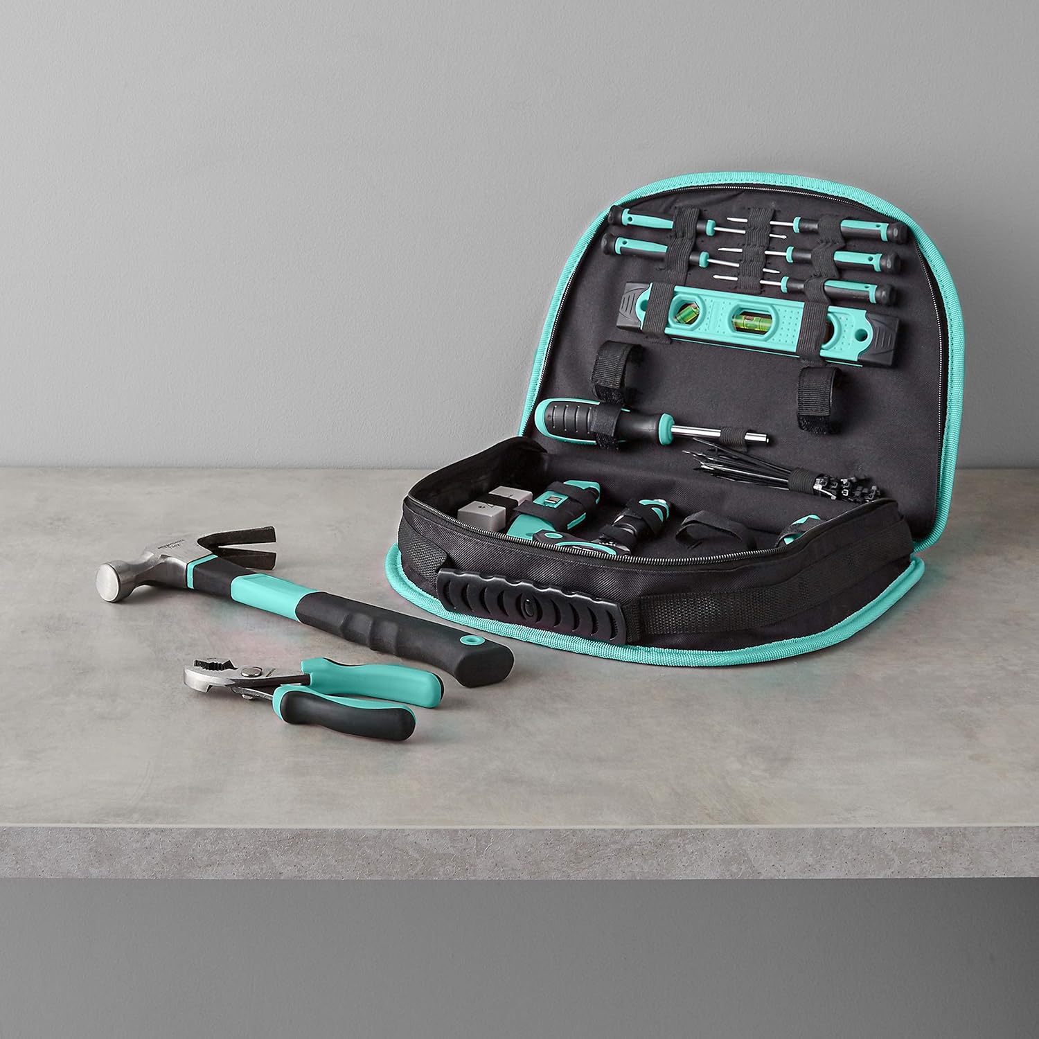 Hardware Tool Set with Easy Carrying Round Pouch