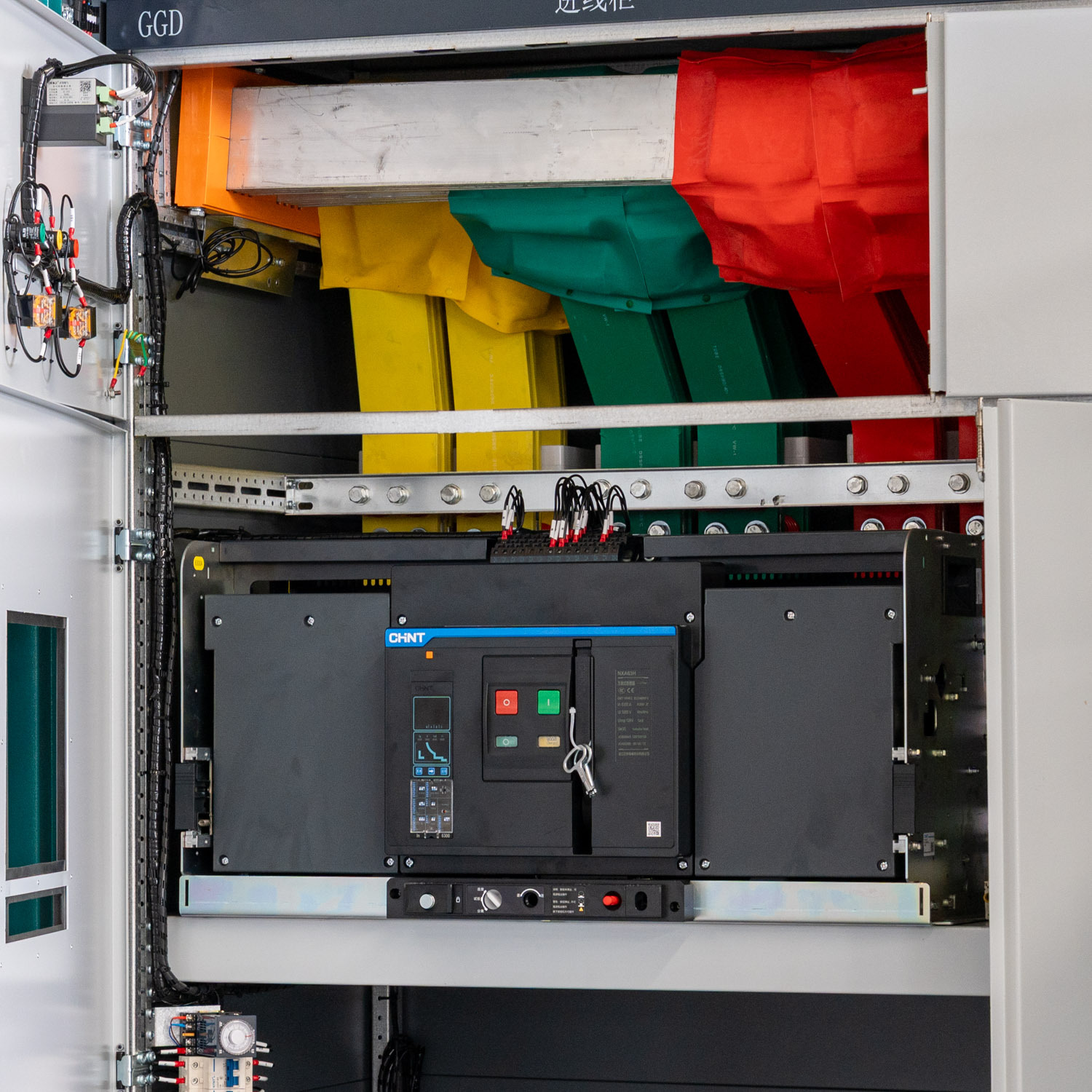 Gas-insulated metal-enclosed switchgear