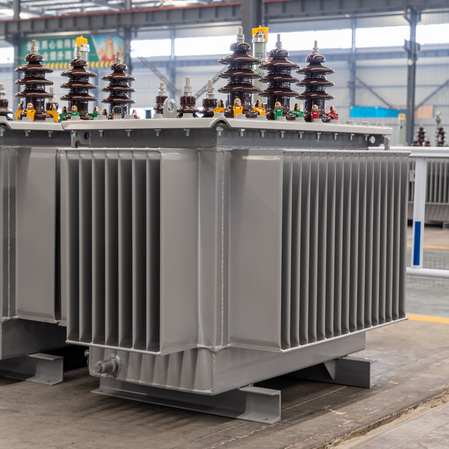 Transformador de distribuição imerso em óleo de 11 kV, transformador elétrico de 33 kV e 800 kVA - Preço