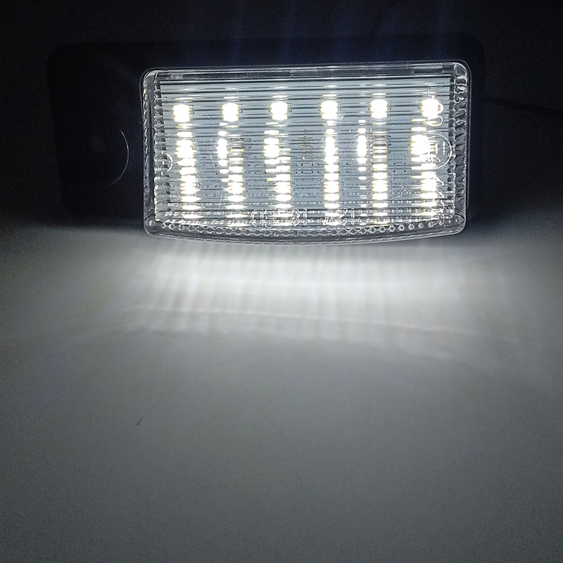 LED License Plate Light for NISSAN X-Trail T32 INFINITI E35 QX50 J50 / Q45 F50 / FX35 QX70 S51