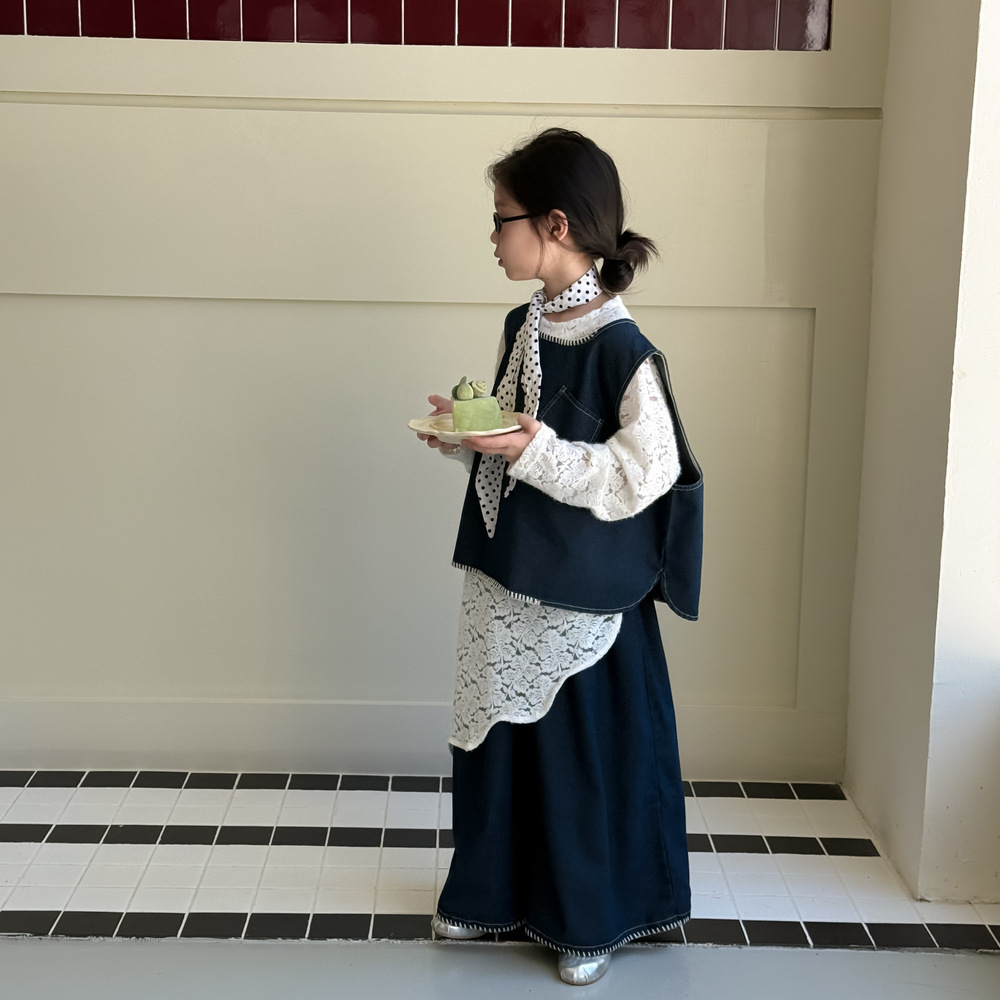 童套装2026秋女童韩版纯色休闲牛仔套装儿童无袖马甲两件套末小蒙
