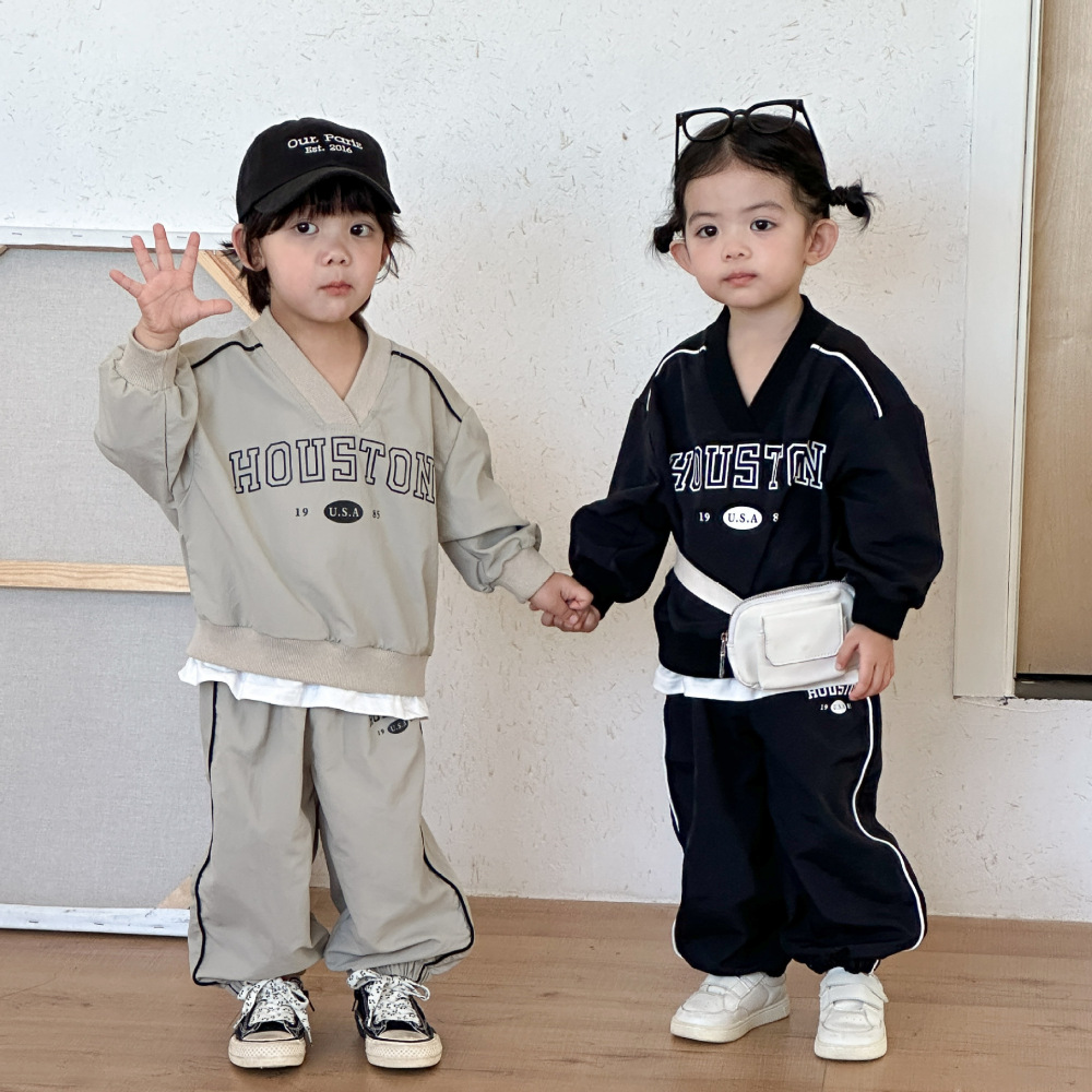 儿童春装套装假两件女童运动2026新款春秋季宝宝男童休闲卫衣卫裤