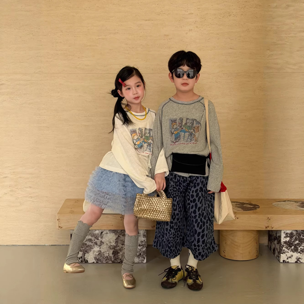 末小蒙童T恤2026春季男童女童韩版卡通字母印花上衣儿童圆领长袖T