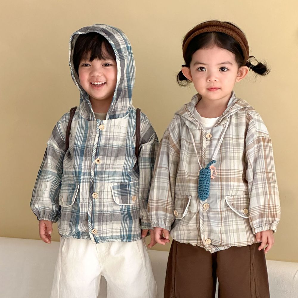 儿童外套春秋季格子连帽2026新款女童宽松男童春装纯棉宝宝上衣服