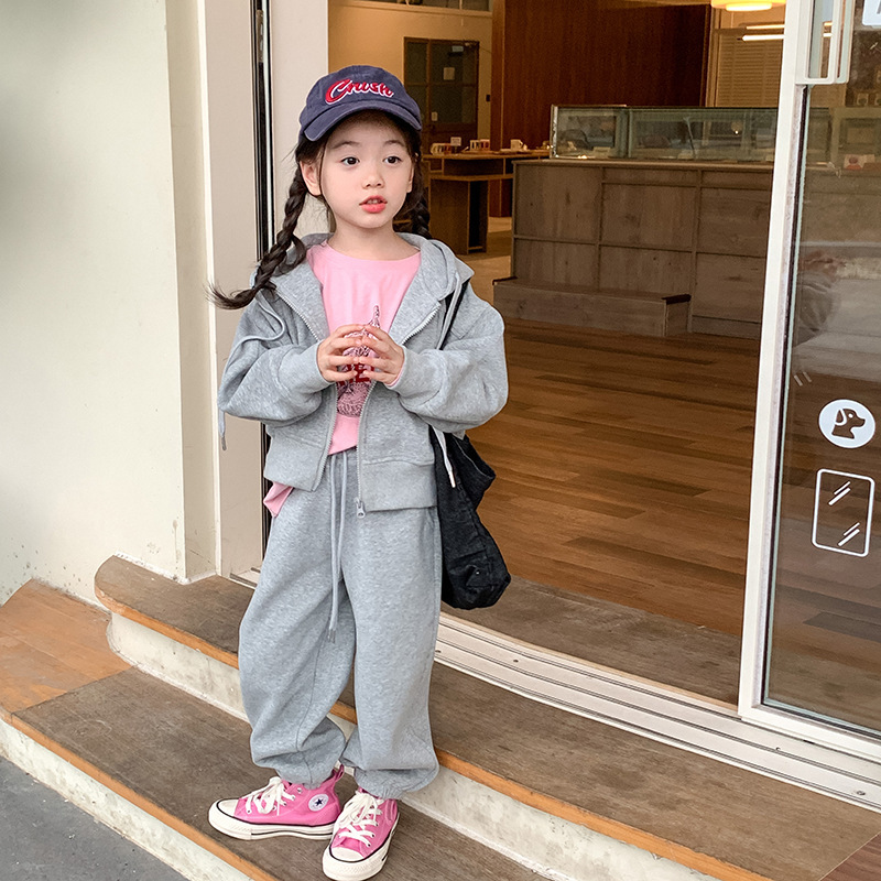 艾摩贝贝儿童卫衣套装女童韩洋气版休闲连帽外套+卫裤纯色两件套