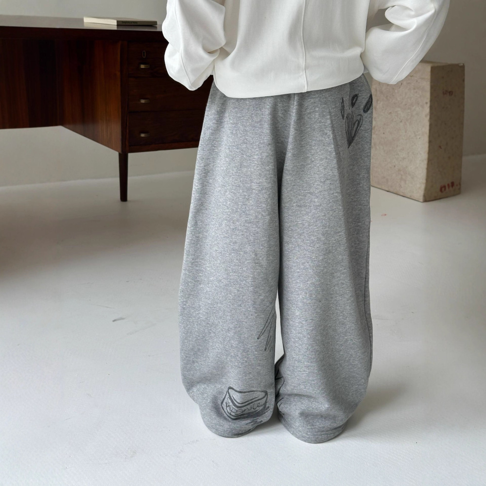 2026春季新款韩版儿童涂鸦印花卫裤男女童休闲直筒抽绳运动裤洋气