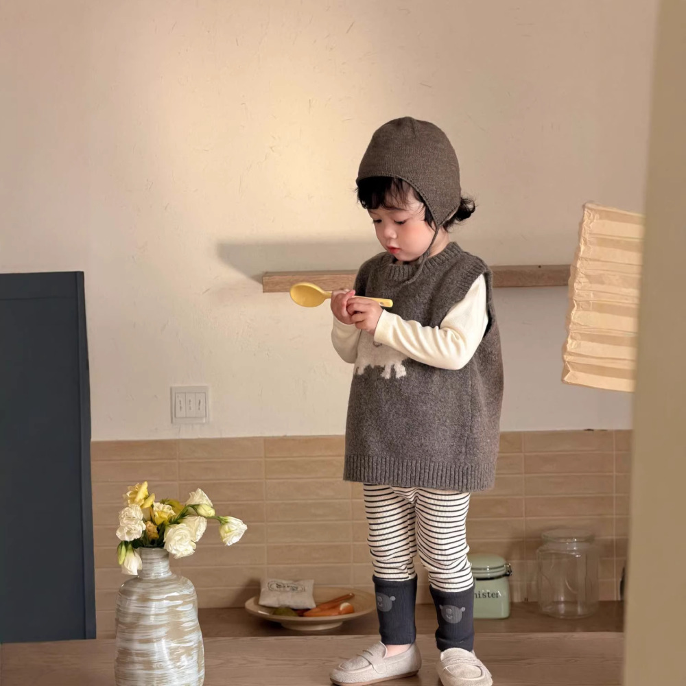 儿童衣服韩版春装宝宝春装2026童装儿童针织马甲男童条纹裤套装