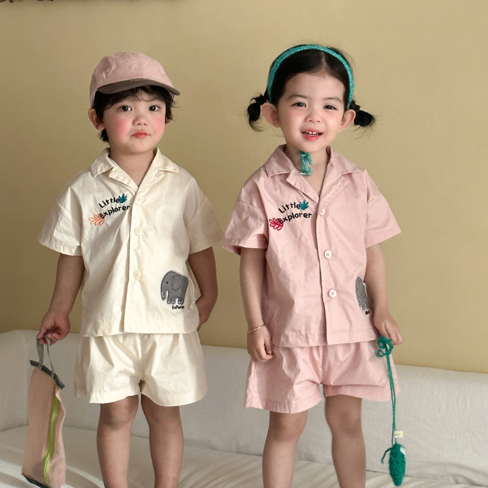 儿童夏季衬衫套装宝宝宽松女童2026新款男童纯棉休闲短袖T恤短裤