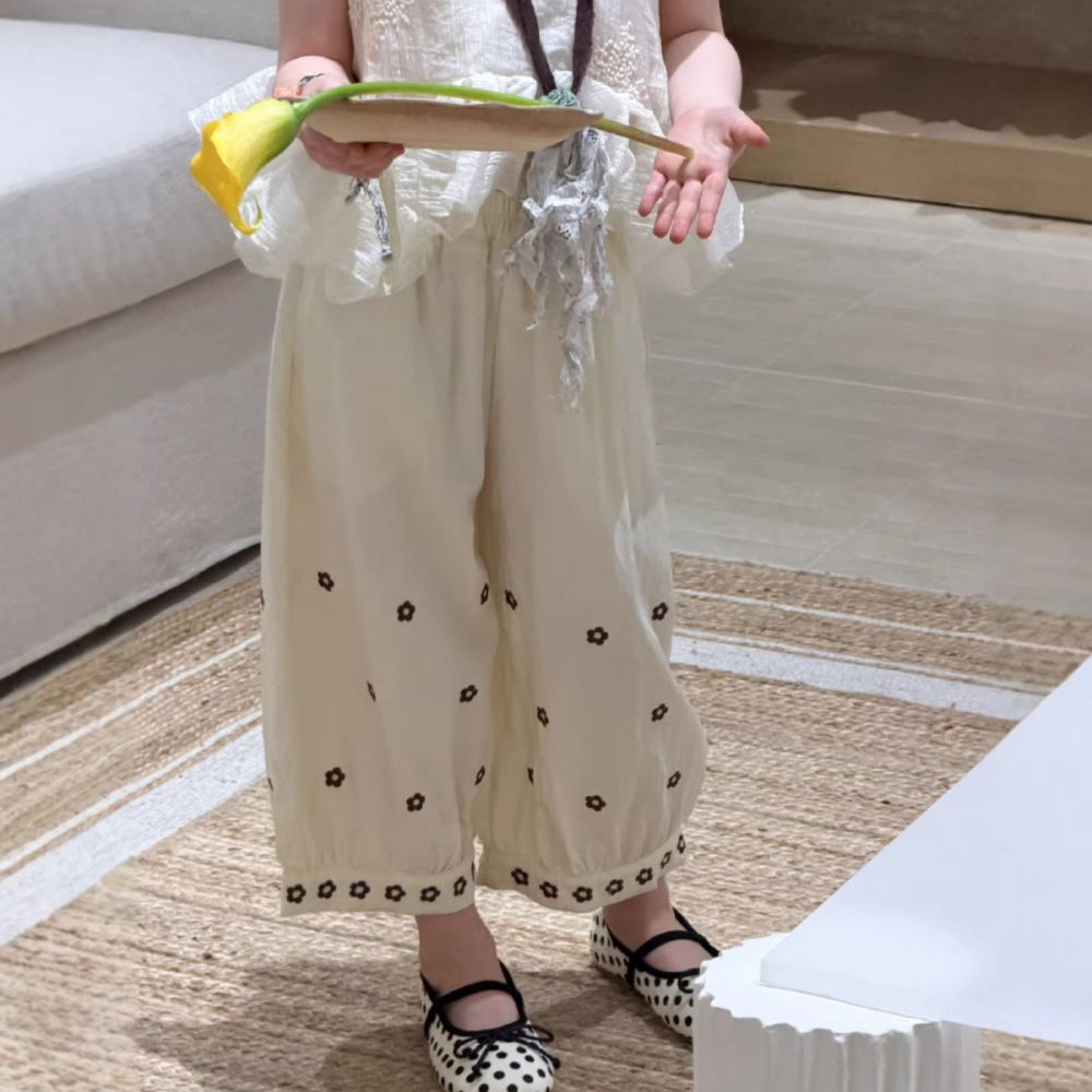 2026春季新款小女孩甜美可爱脚口刺绣花朵九分裤设计感百搭裤子