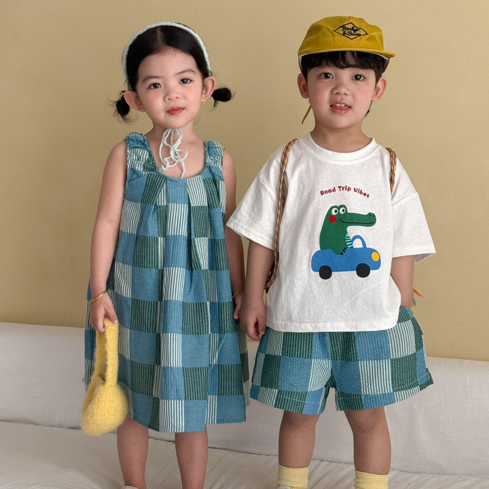 儿童夏季短袖套装男童度假2026新款宝宝格子女童格子连衣裙兄妹装