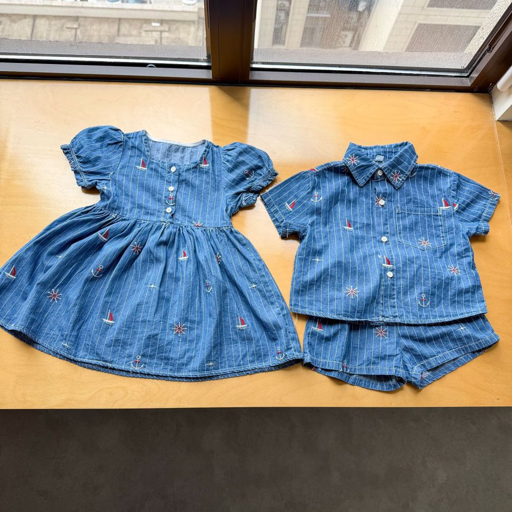 儿童夏季牛仔套装男童短袖2026新款宝宝洋气女童连衣裙姐弟兄妹装