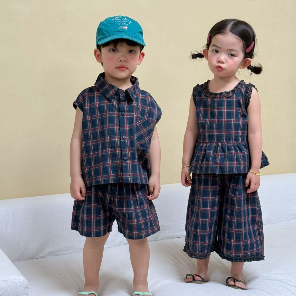 儿童夏季套装女童纯棉格子2026新款宝宝休闲男童背心短裤兄妹夏装