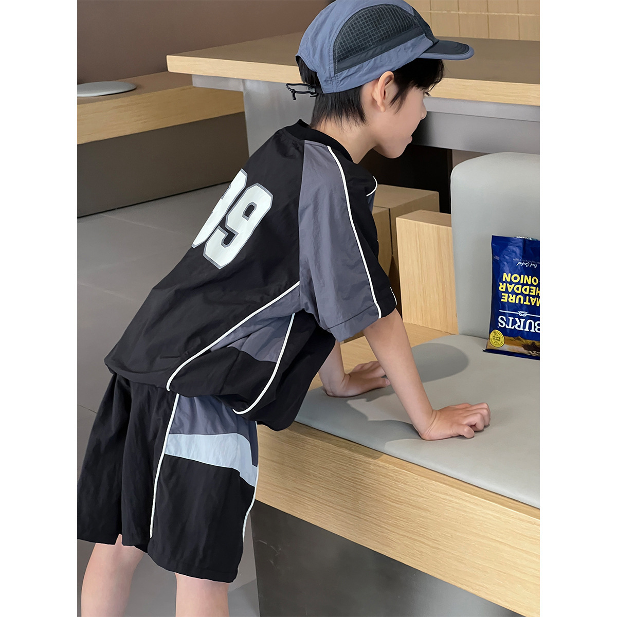 2026夏季新品韩版儿童宽松户外球服撞色数字印花两件套套装短袖潮