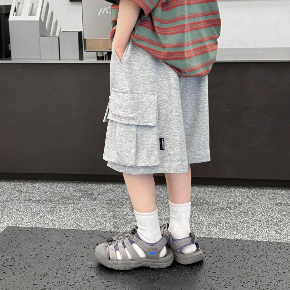 2026男女童夏装儿童韩版纯色简约百搭工装风大口袋日常休闲五分裤