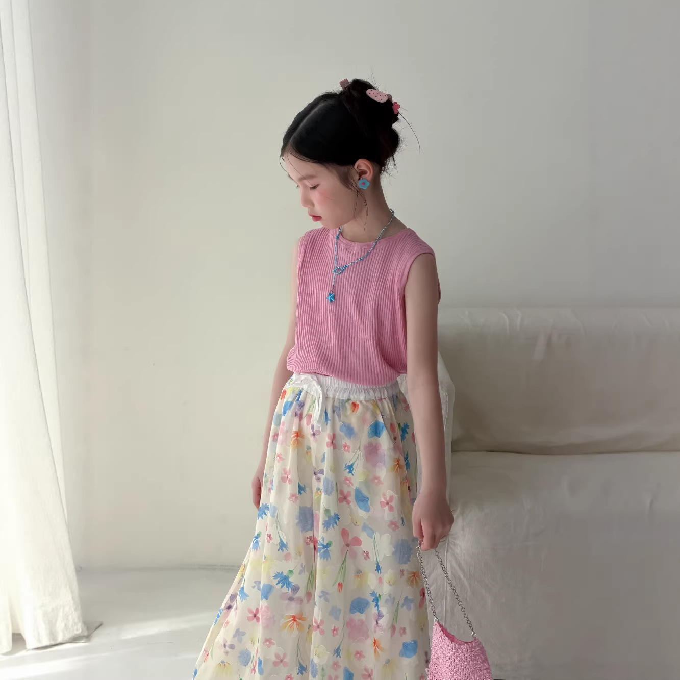 末小蒙儿童背心2026夏季女童纯色百搭背心儿童休闲无袖上衣辣妹风