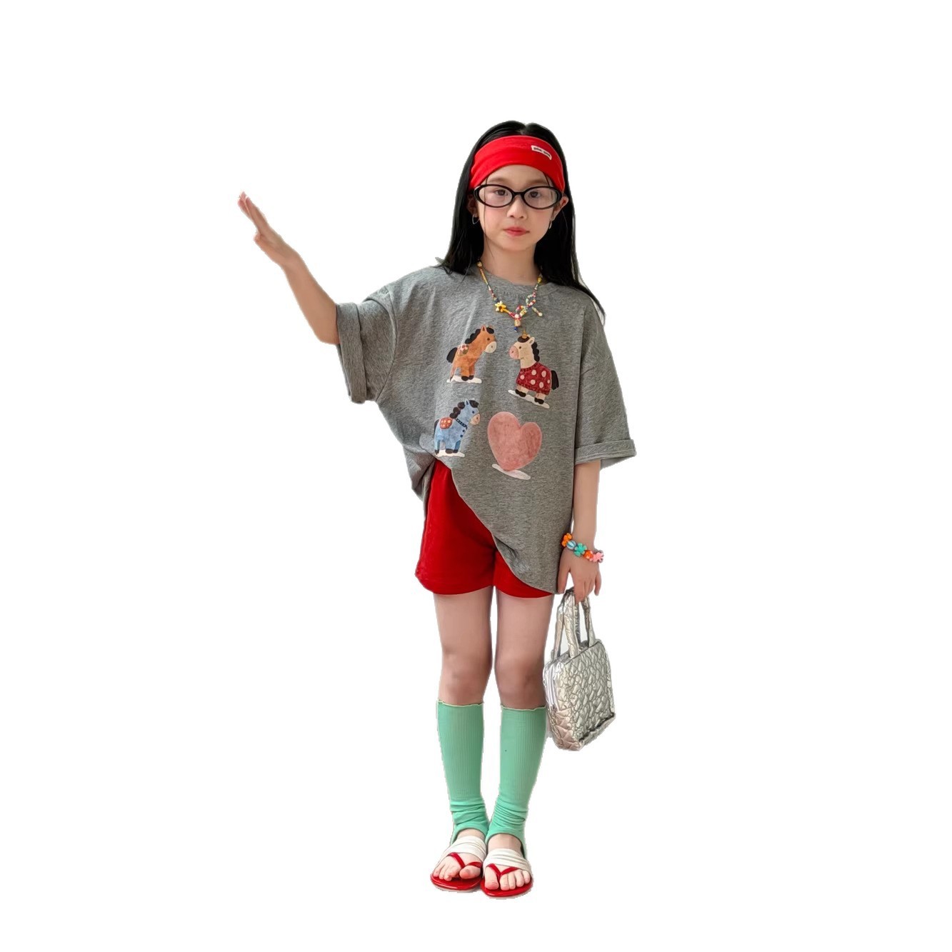 末小蒙童T恤2026夏季女童韩版爱心小马印花短袖儿童圆领宽松上衣