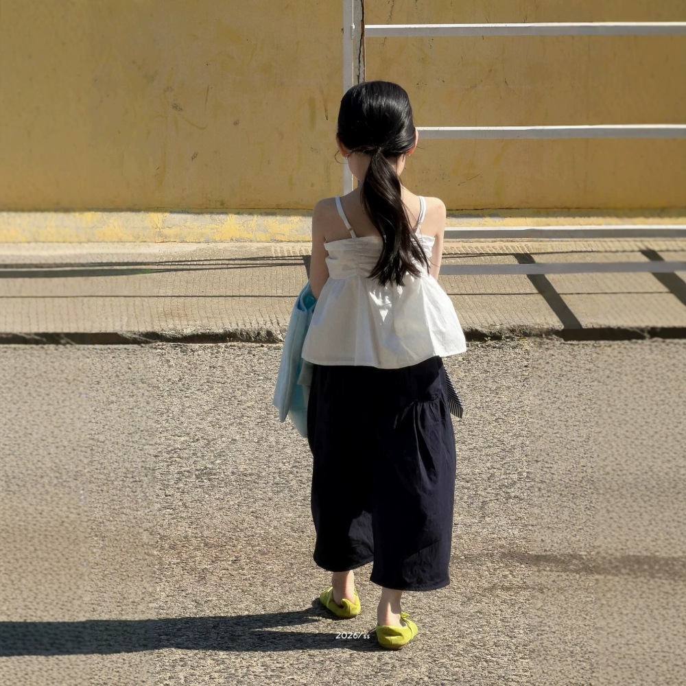 女童套装26夏季新款韩版洋气吊带小衫织里童装休闲宽松开叉阔腿裤