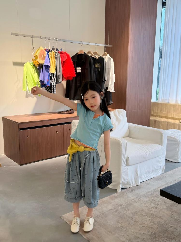 女童套装26夏季新款韩版简约修身短袖织里童装卡通米奇牛仔裤外贸