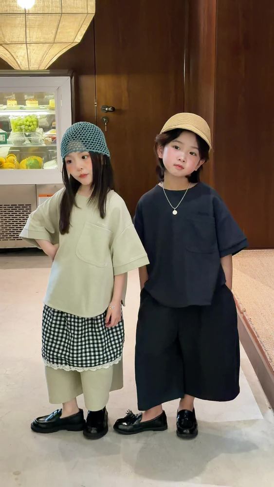 2026夏季新款韩版儿童设计款肌理纹短袖套装男女童舒适慵懒两件套