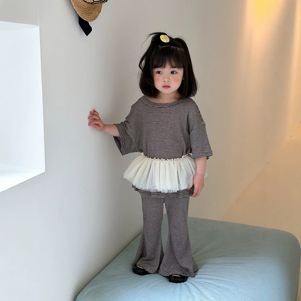 左小然童装2026夏季新款韩版女童薄款舒适条纹套装儿童短袖喇叭裤