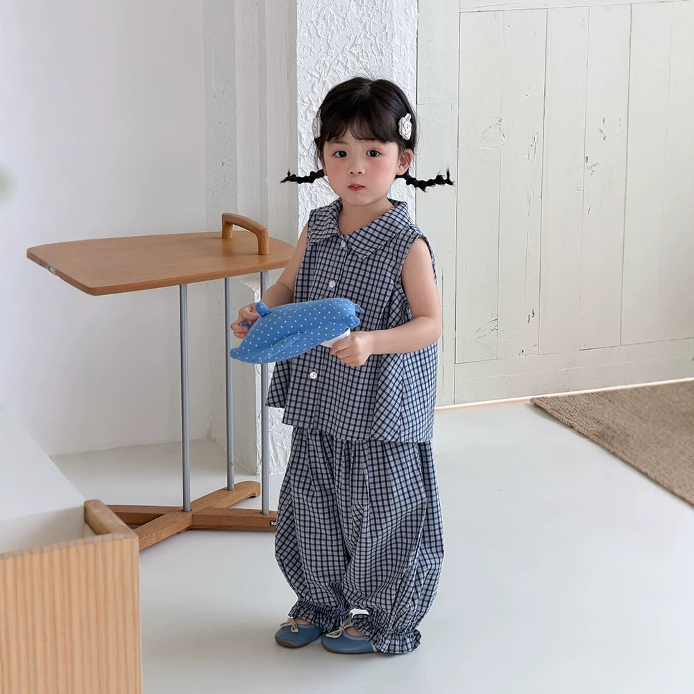 左小然童装2026夏季新款韩版女童花苞格子套装无袖娃娃衫两件套