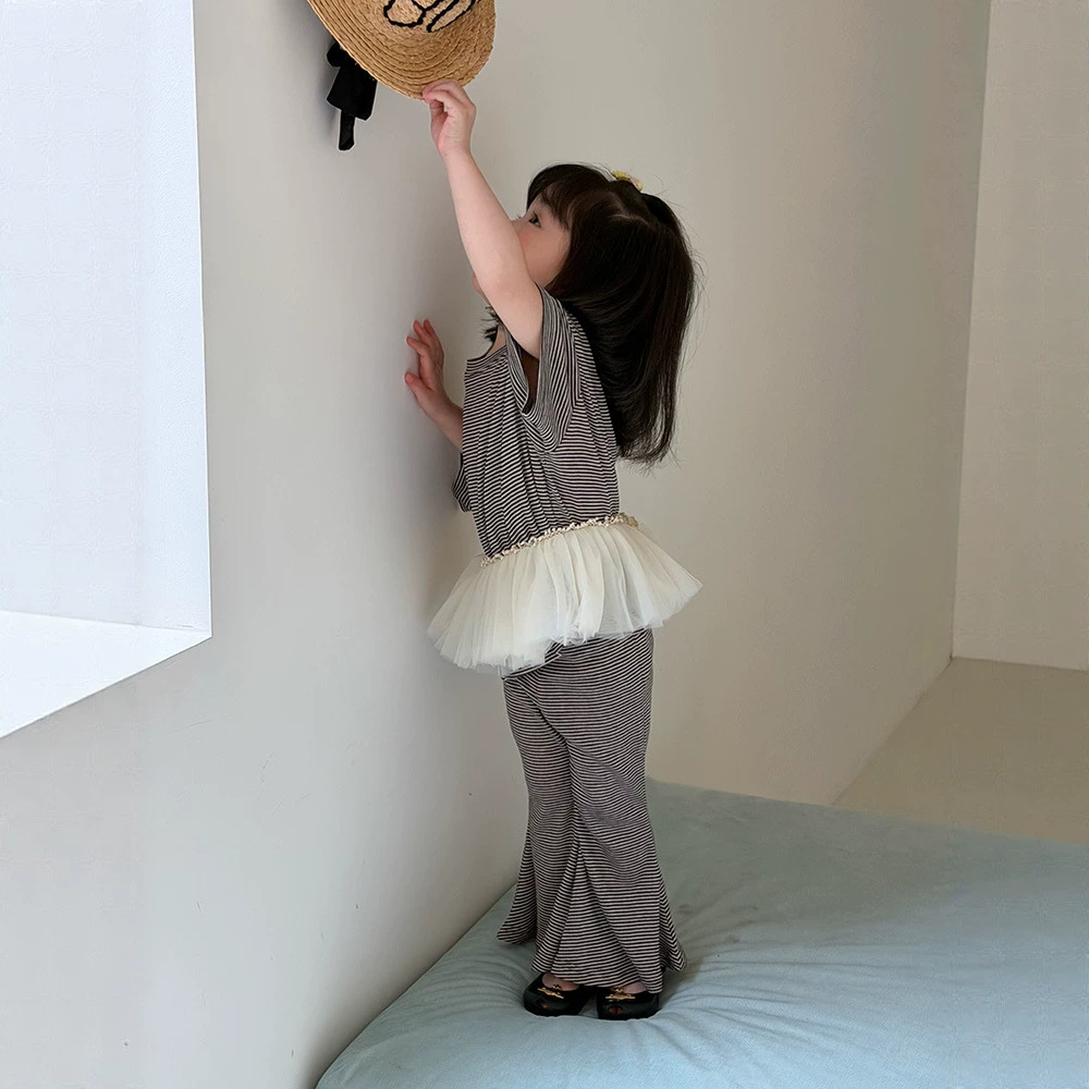 左小然童装2026夏季新款韩版女童薄款舒适条纹套装儿童短袖喇叭裤