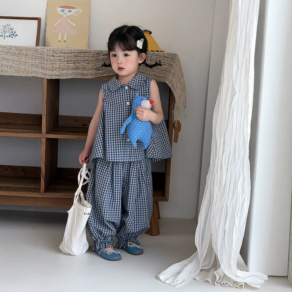 左小然童装2026夏季新款韩版女童花苞格子套装无袖娃娃衫两件套