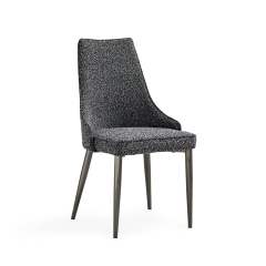 Clara chair