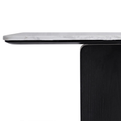 Saint Germain console