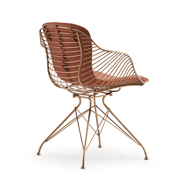 Wire chair