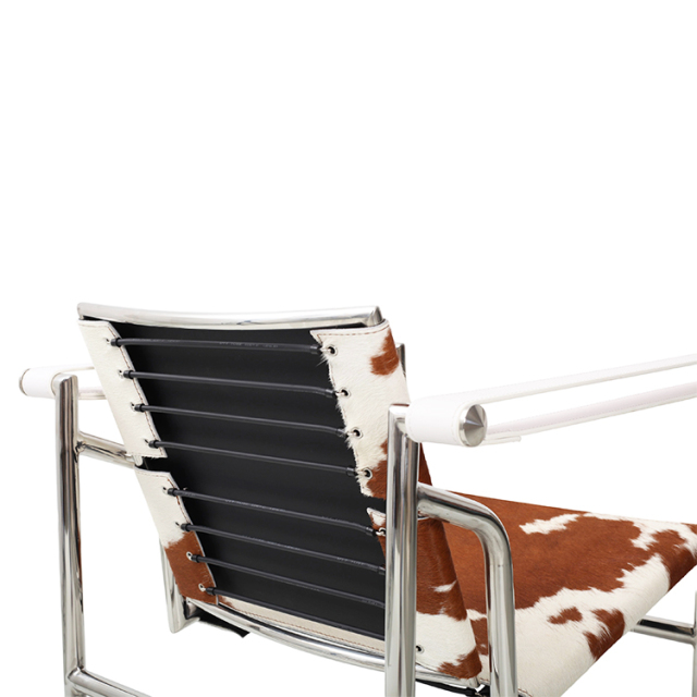 LC1 Basculant-Cowhide