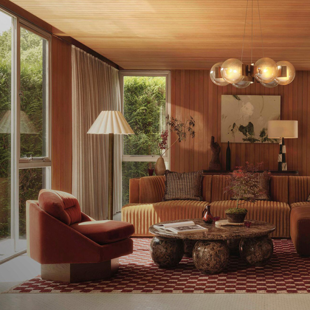 Mila armchair