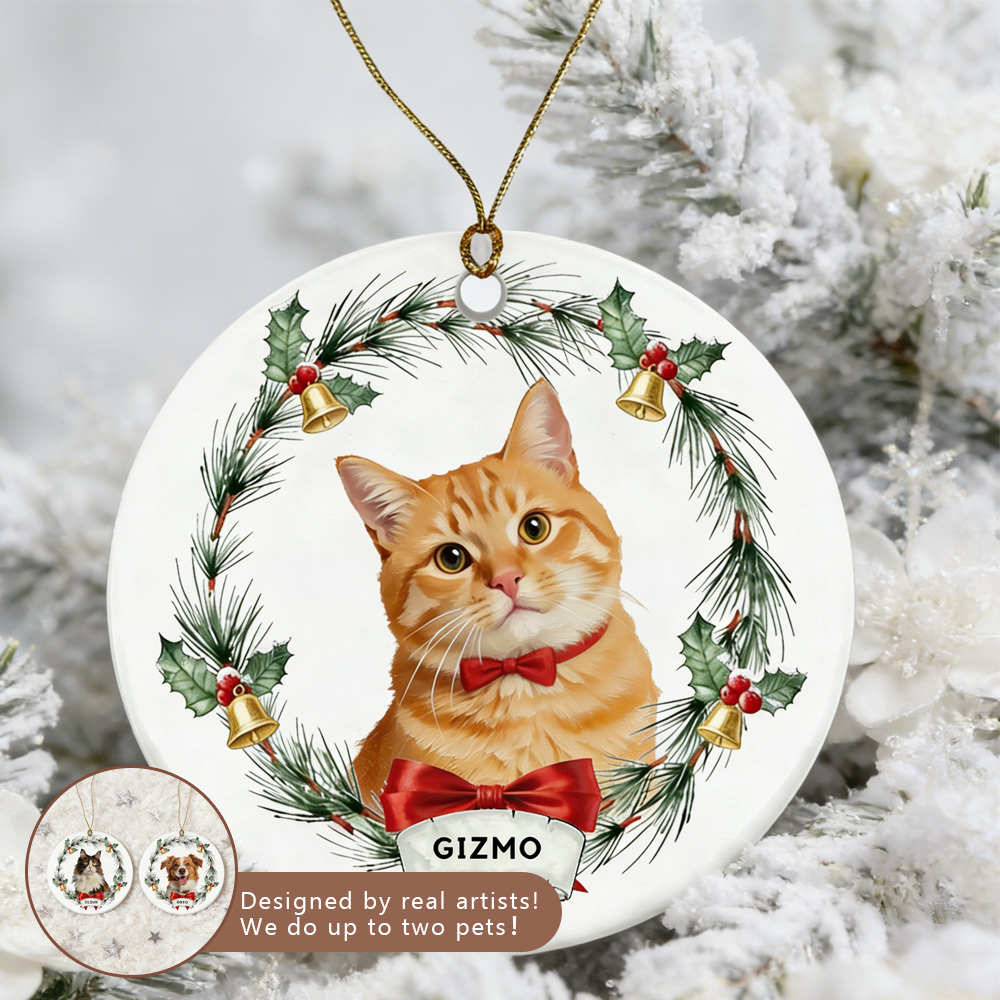 Personalized Cat Dog pet Wreath Ornament: Christmas Bauble