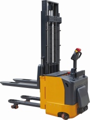 CDDA Electrical Stacker (Triplex Mast)