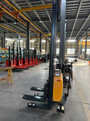 4.5m Two-Stage Semi-Electric Mobile Workstation Platform | DAXLIFTER